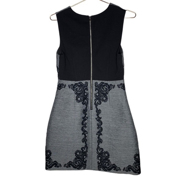 Diane von Furstenberg Yvette Sleeveless Appliqué Panel Dress - Picture 3 of 7